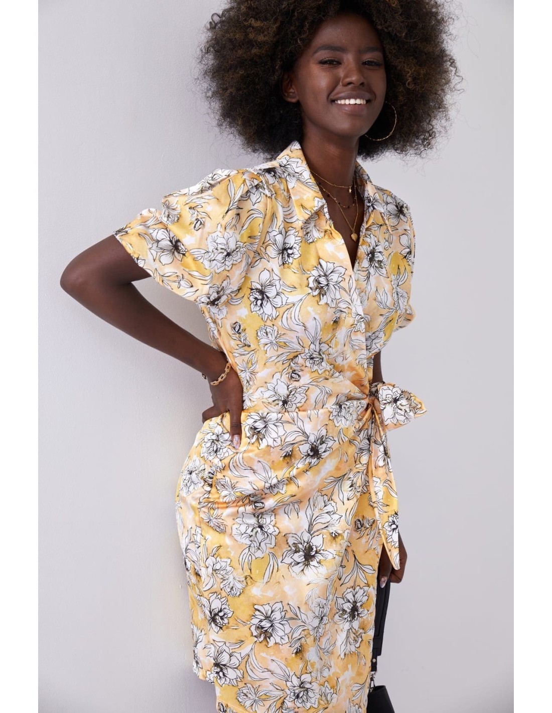 Floral print wrap dress with a collar, yellow FG638 - Online store - Boutique